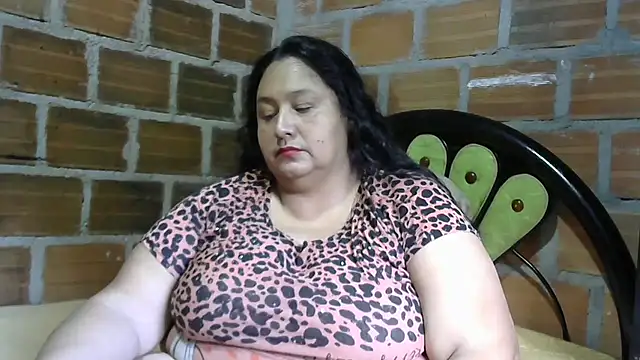 Snapshot of tistmature-69 chatting on April 28, 2026, 1:04 pm tistmature-69 online show from April 28, 2026, 1:04 pm