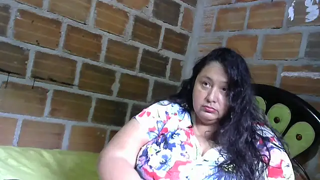 Snapshot of tistmature-69 chatting on April 23, 2026, 1:35 pm tistmature-69 online show from April 23, 2026, 1:35 pm