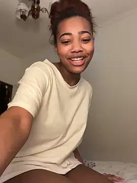 SilkSoles online show from April 2, 2026, 10:05 pm