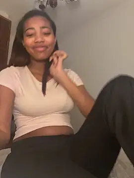 SilkSoles online show from March 31, 2026, 9:17 pm