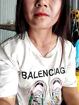 Cute-flowers online show from April 11, 2026, 4:20 am