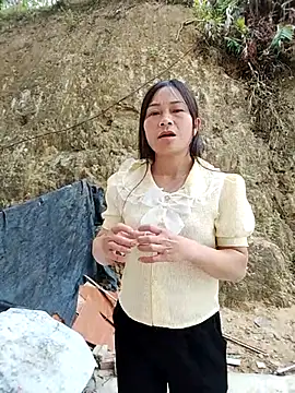 Cute-flowers online show from April 4, 2026, 1:34 am