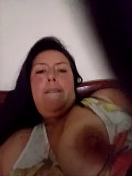 bella smit1 online show from April 1, 2026, 6:26 am