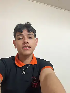 Snapshot of juanma759 chatting on June 23, 2026, 6:06 pm juanma759 online show from June 23, 2026, 6:06 pm