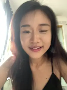 Snapshot of A-Kristen chatting on April 10, 2026, 1:01 am A-Kristen online show from April 10, 2026, 1:01 am