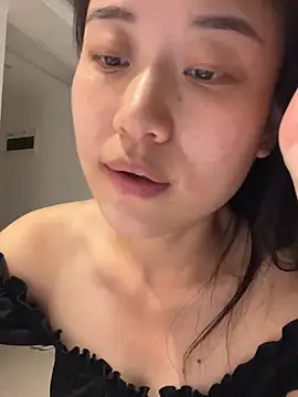 Snapshot of A-Kristen chatting on April 15, 2026, 11:59 am A-Kristen online show from April 15, 2026, 11:59 am