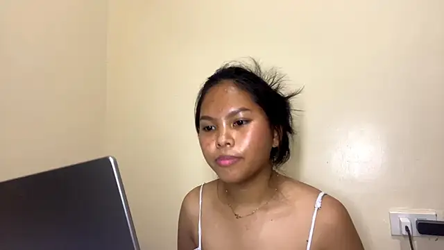 Snapshot of CorrinaThach chatting on March 27, 2026, 8:26 am CorrinaThach online show from March 27, 2026, 8:26 am