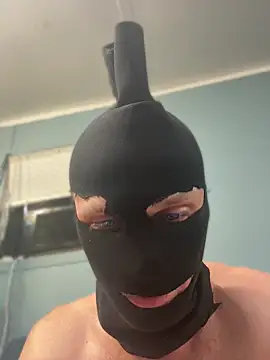 BWCloverboyy online show from April 16, 2026, 9:10 am