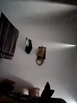 roselover2222 online show from March 29, 2026, 10:39 am