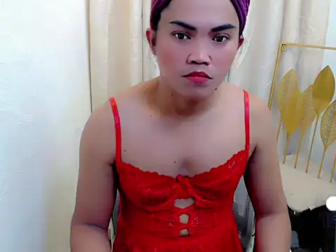Snapshot of Midnightsnack88 chatting on May 5, 2026, 4:37 am Midnightsnack88 online show from May 5, 2026, 4:37 am