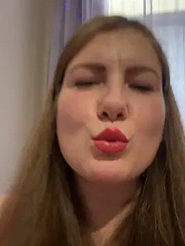 Snapshot of Susan_Wright chatting on April 4, 2026, 10:55 am Susan Wright online show from April 4, 2026, 10:55 am