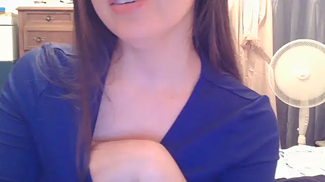 Snapshot of mery_lou20252 chatting on June 18, 2026, 4:34 pm mery lou20252 online show from June 18, 2026, 4:34 pm