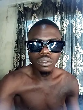 Snapshot of VrXis chatting on April 16, 2026, 3:24 pm VrXis online show from April 16, 2026, 3:24 pm