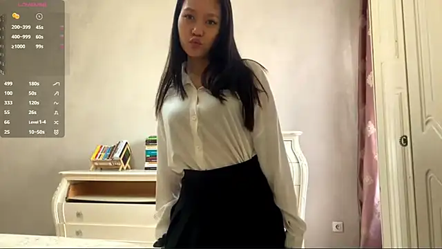 ayanovae online show from April 5, 2026, 6:20 am