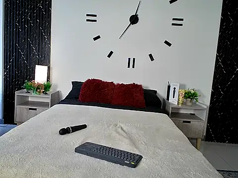 Snapshot of aurora_petitee chatting on March 24, 2026, 1:11 pm aurora petitee online show from March 24, 2026, 1:11 pm