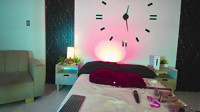 Snapshot of aurora_petitee chatting on April 15, 2026, 1:04 pm aurora petitee online show from April 15, 2026, 1:04 pm