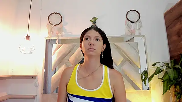 Snapshot of sofy_bonnet1 chatting on May 4, 2026, 12:08 pm sofy bonnet1 online show from May 4, 2026, 12:08 pm