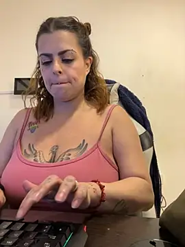 MiaHotboobs online show from April 7, 2026, 11:06 pm