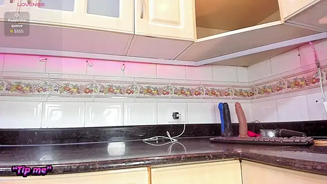 SophiaRivera18 online show from April 10, 2026, 9:22 pm