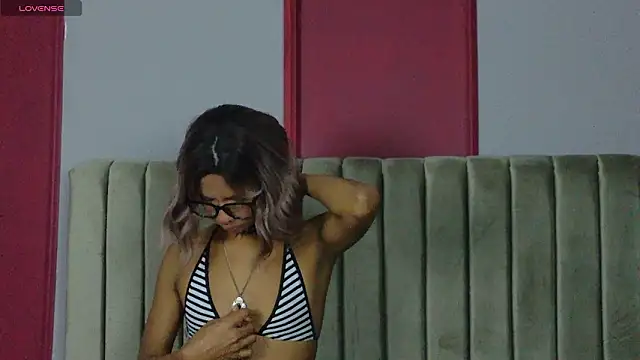 Snapshot of miablanc_cr chatting on March 29, 2026, 12:18 pm miablanc cr online show from March 29, 2026, 12:18 pm