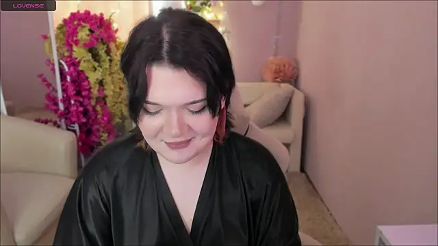 Sara Mour online show from April 1, 2026, 6:37 am