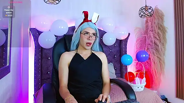 Snapshot of Lizza_Jones chatting on April 1, 2026, 12:06 pm Lizza Jones online show from April 1, 2026, 12:06 pm