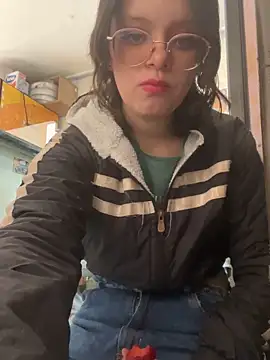 samantha dulce online show from April 8, 2026, 7:48 pm