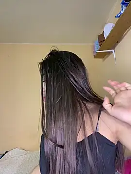 Itze Mua online show from April 8, 2026, 10:06 am