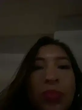 Itze Mua online show from March 25, 2026, 3:17 am