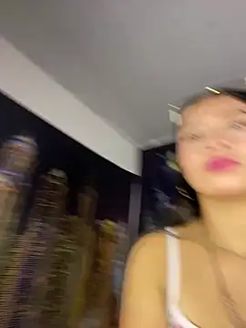 Itze Mua online show from March 26, 2026, 3:16 am