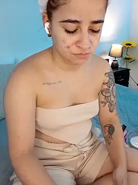 Snapshot of martina_connor1 chatting on April 9, 2026, 11:05 am martina connor1 online show from April 9, 2026, 11:05 am