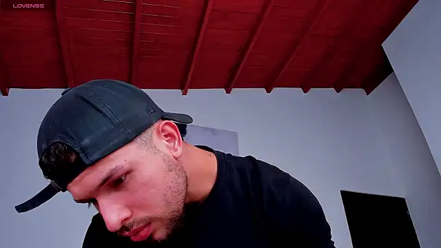 Snapshot of Santos_ramirez1 chatting on April 13, 2026, 2:54 pm Santos ramirez1 online show from April 13, 2026, 2:54 pm