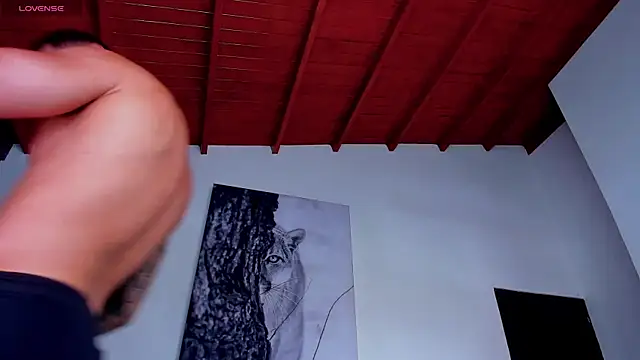 Snapshot of Santos_ramirez1 chatting on April 6, 2026, 2:18 pm Santos ramirez1 online show from April 6, 2026, 2:18 pm