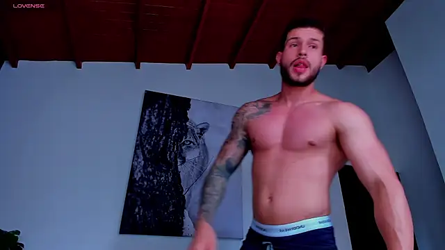 Snapshot of Santos_ramirez1 chatting on April 5, 2026, 3:08 pm Santos ramirez1 online show from April 5, 2026, 3:08 pm