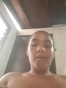 sofia-larson online show from April 17, 2026, 7:38 pm