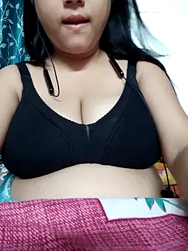 strip mayuri online show from April 14, 2026, 7:41 pm