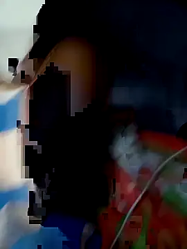 Snapshot of rock_y43322 chatting on March 25, 2026, 6:40 pm rock y43322 online show from March 25, 2026, 6:40 pm