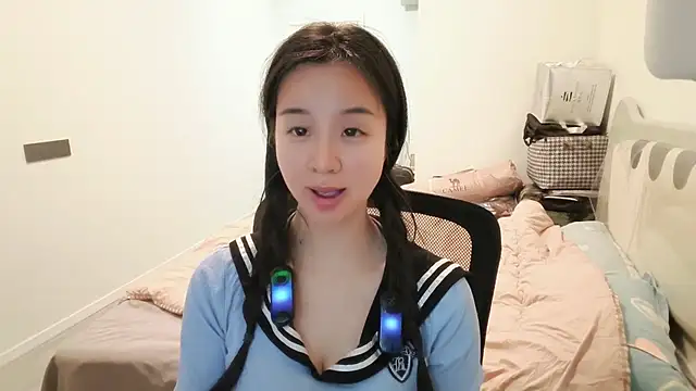 Sweet Tang online show from April 16, 2026, 1:50 am