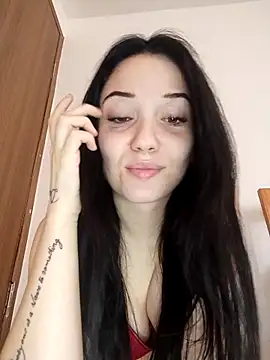 icedrosemarye online show from April 10, 2026, 8:43 am