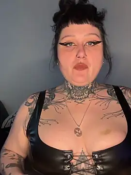 Snapshot of InkMaleficent chatting on March 31, 2026, 2:19 pm InkMaleficent online show from March 31, 2026, 2:19 pm