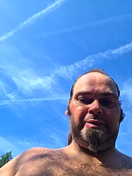 Snapshot of RickErtler chatting on June 3, 2026, 1:06 am RickErtler online show from June 3, 2026, 1:06 am