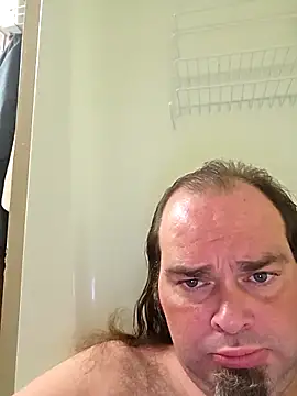 Snapshot of RickErtler chatting on May 10, 2026, 7:49 pm RickErtler online show from May 10, 2026, 7:49 pm