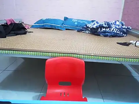 Snapshot of lusa_baby chatting on April 5, 2026, 8:10 am lusa baby online show from April 5, 2026, 8:10 am