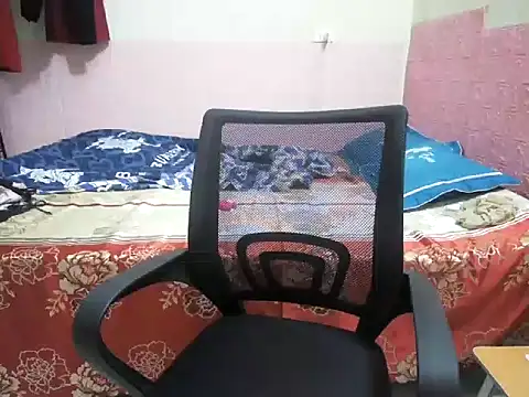 Snapshot of lusa_baby chatting on May 23, 2026, 1:21 pm lusa baby online show from May 23, 2026, 1:21 pm