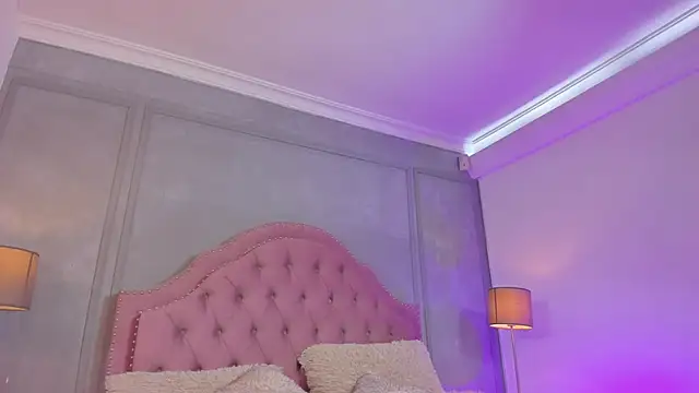 Snapshot of Mia_Culpa chatting on April 11, 2026, 4:32 pm Mia Culpa online show from April 11, 2026, 4:32 pm