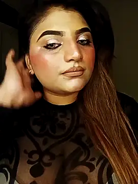 Sanaya Gil online show from April 8, 2026, 5:36 pm