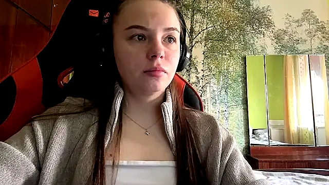 ThedaStrevell online show from April 1, 2026, 7:31 am