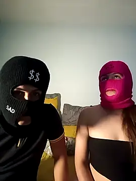 Nancyflores online show from April 13, 2026, 5:44 am