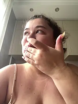 curly elise online show from March 26, 2026, 10:57 am