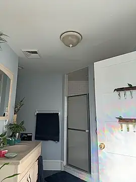 NataLee vault online show from April 8, 2026, 1:23 pm